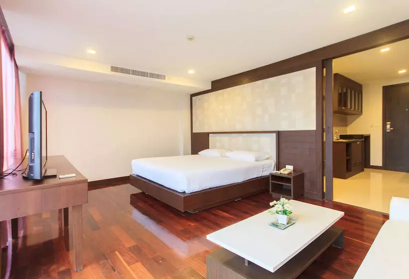 酒店 The Kris Residence