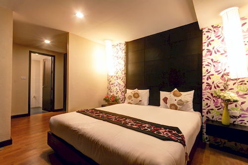 酒店 The Kris Residence