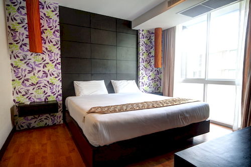 酒店 The Kris Residence