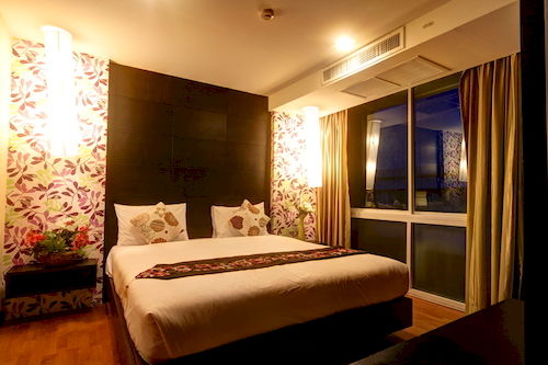 酒店 The Kris Residence