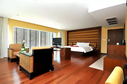 酒店 The Kris Residence