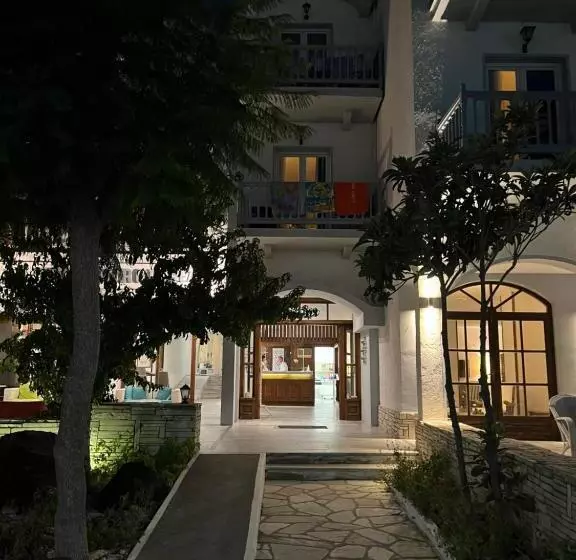 Theodorou Beach Hotel Apartments