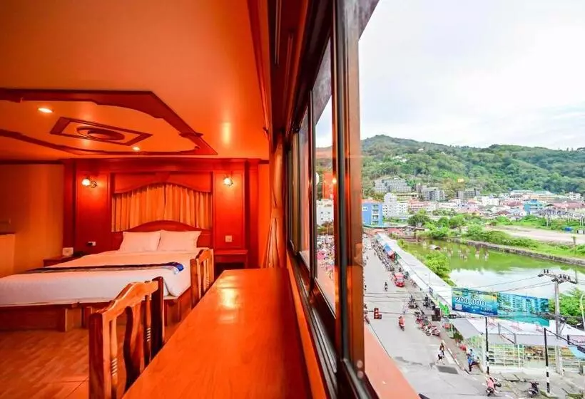 酒店 Tiger Complex