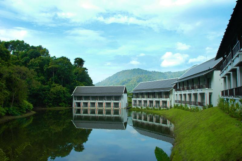 ホテル Tinidee Golf Resort Phuket   Sha Extra Plus