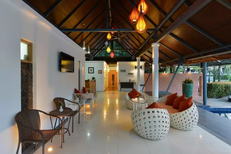 ホテル Tinidee Golf Resort Phuket   Sha Extra Plus