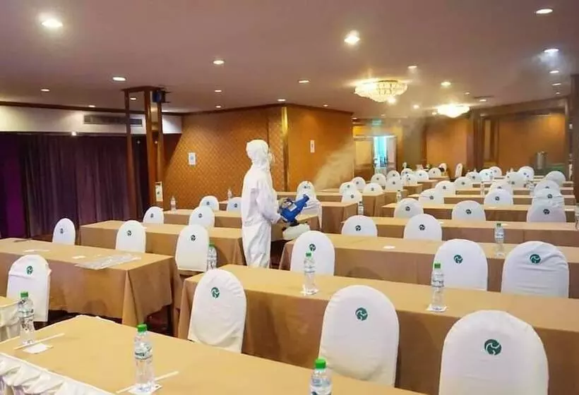 酒店 Viang Tak Riverside