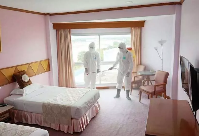 酒店 Viang Tak Riverside