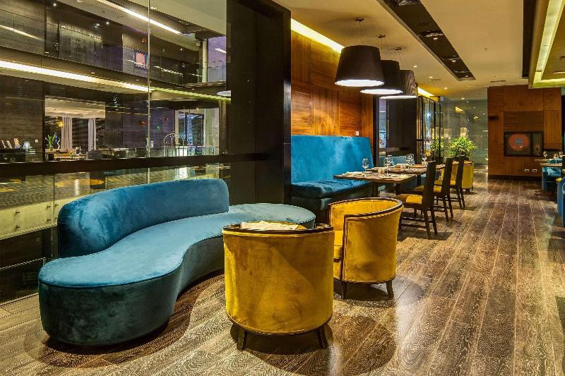 فندق Wyndham Santiago Pettra