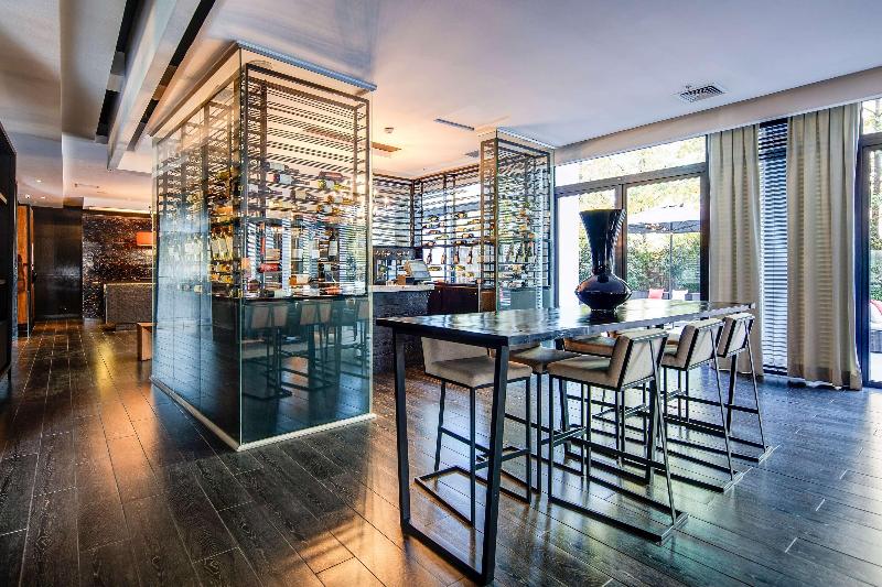 فندق Wyndham Santiago Pettra