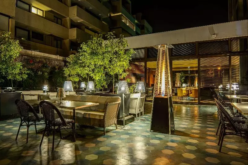 酒店 Wyndham Santiago Pettra