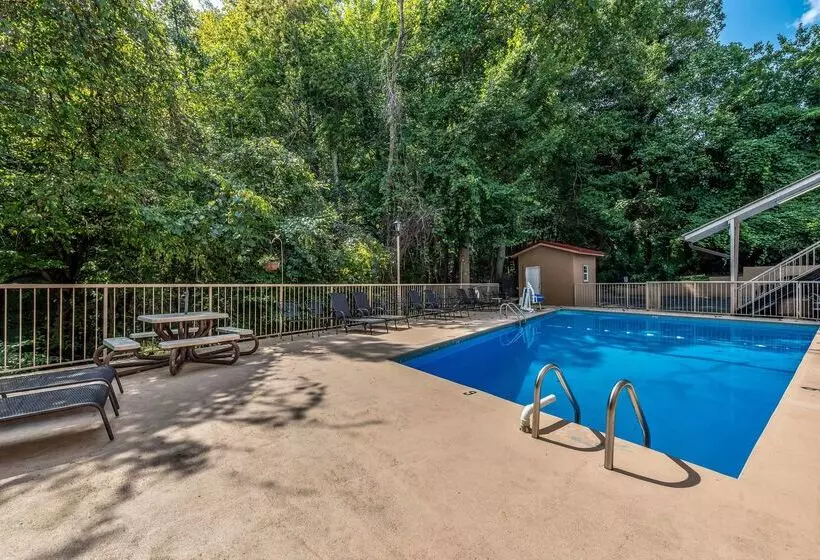 Motel 6 Gatlinburg, Tn Smoky Mountains