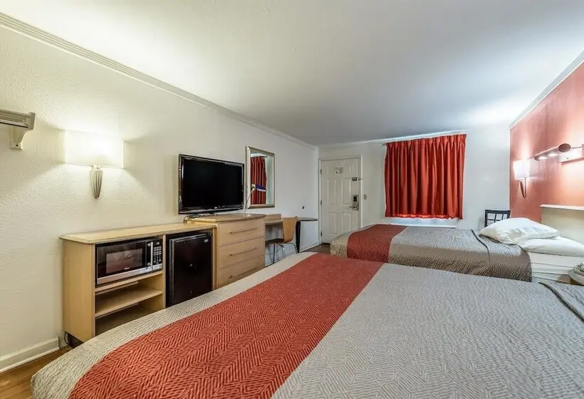 Motel 6 Gatlinburg, Tn   Smoky Mountains