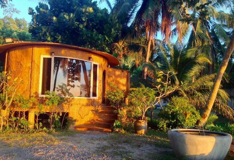 هتل Ban Tawansongfa