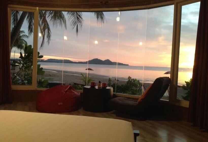 هتل Ban Tawansongfa