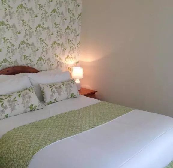 Pensió Bay View Guest House