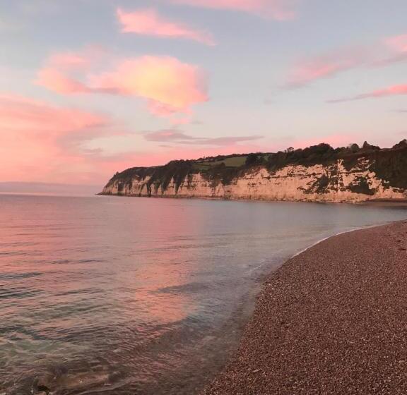 Пансион Bay View Guest House