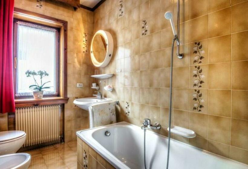 פנסיון Apartments Fiordalisi