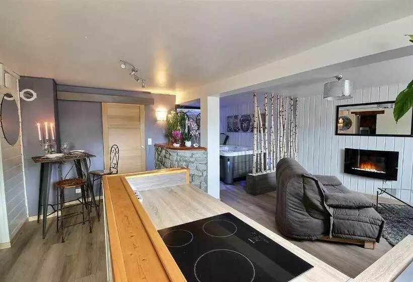 Majatalo Spa Et Romance à Molliebon