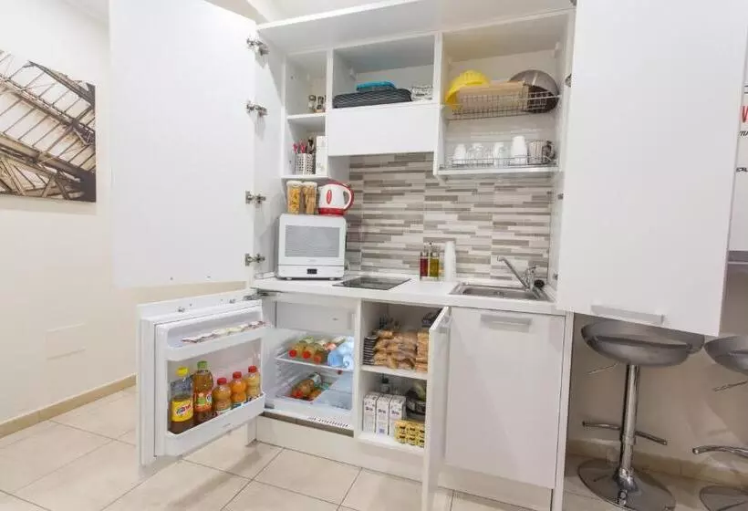 تختخواب و صبحانه I Granai Messina