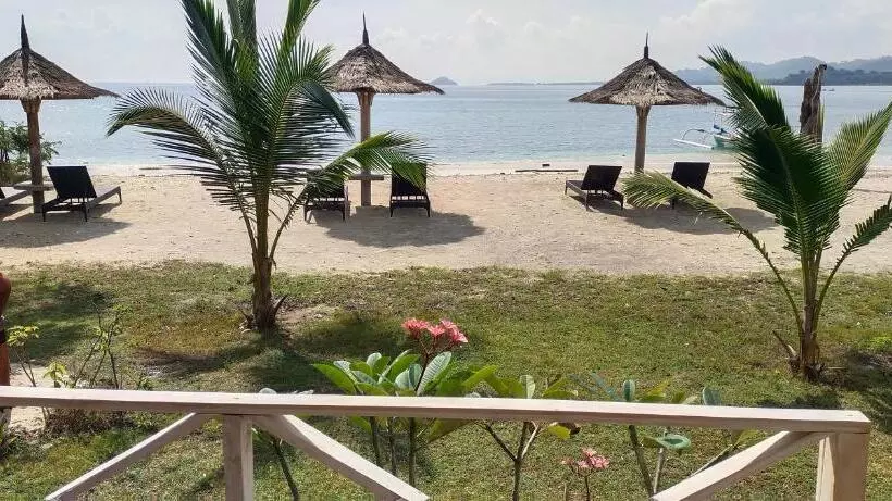 ホテル Alam Karang