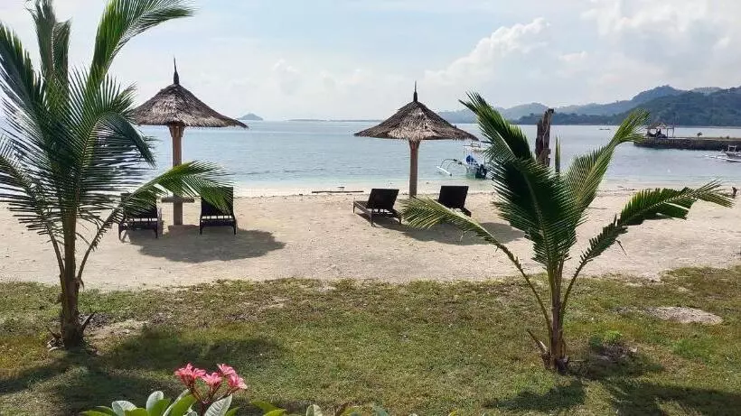 ホテル Alam Karang