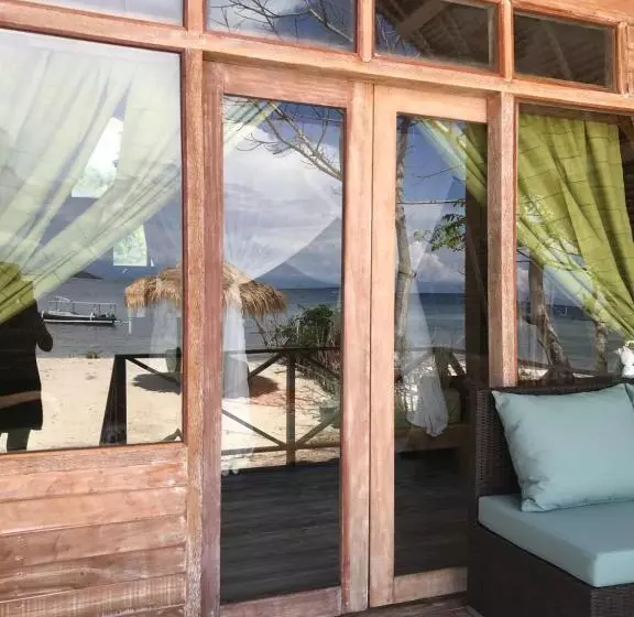 ホテル Alam Karang