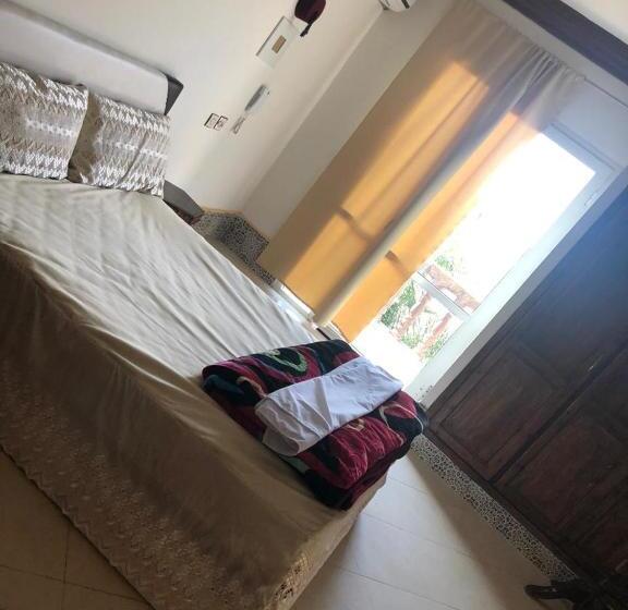 פנסיון Reda Land