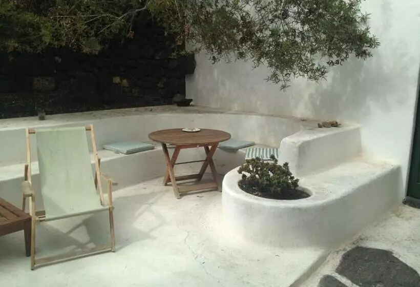 Aamiaismajoitus (B&B) Patio Ii Studio At Finca