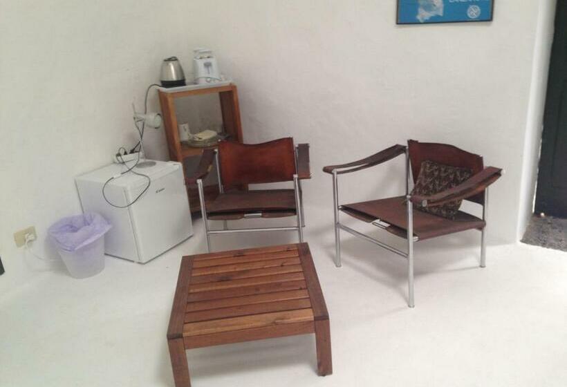 مبيت وإفطار Patio Ii Studio At Finca