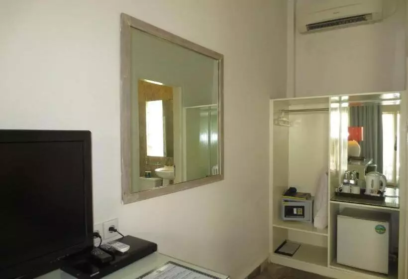 Bali Court Hotel & Apartment