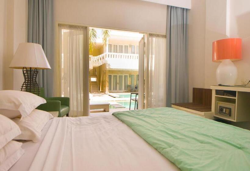 Bali Court Hotel & Apartment