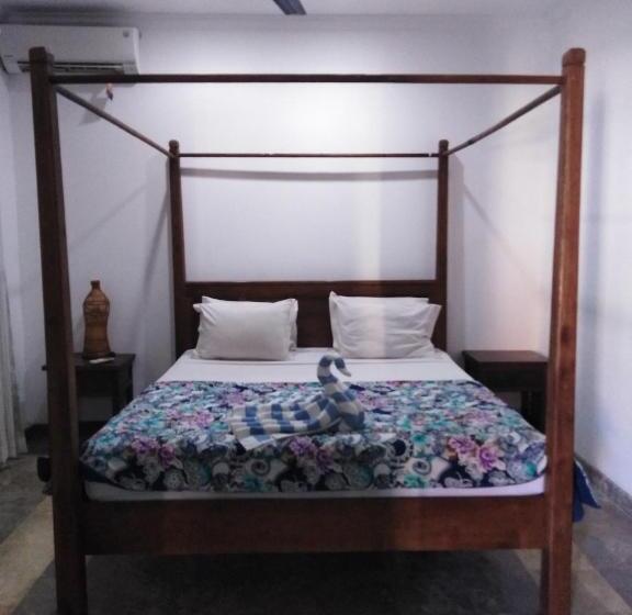 Bali Court Hotel & Apartment