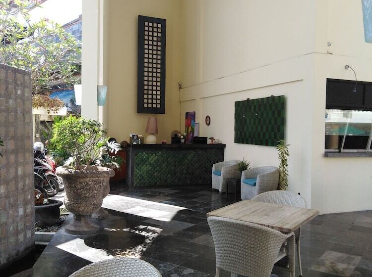 Bali Court Hotel & Apartment