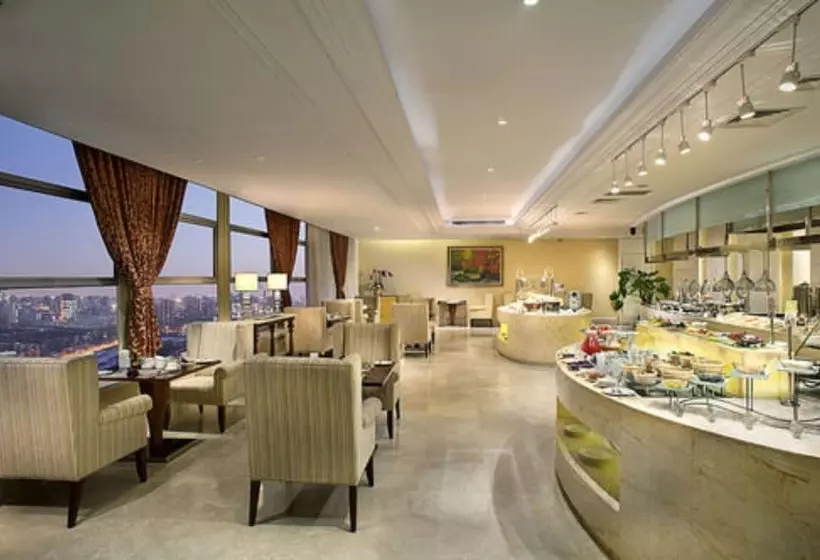 هتل Liaoning International