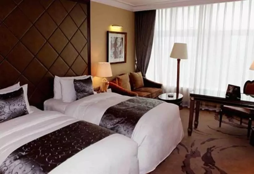 هتل Liaoning International