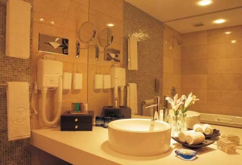 هتل China National Convention Center