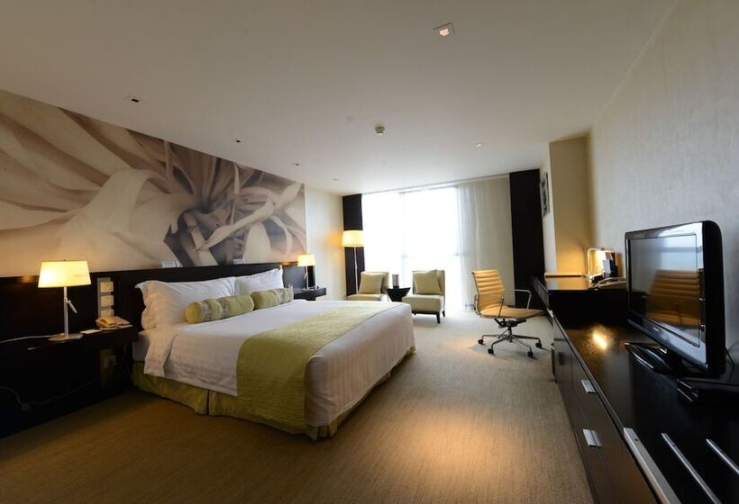 Otel China National Convention Center