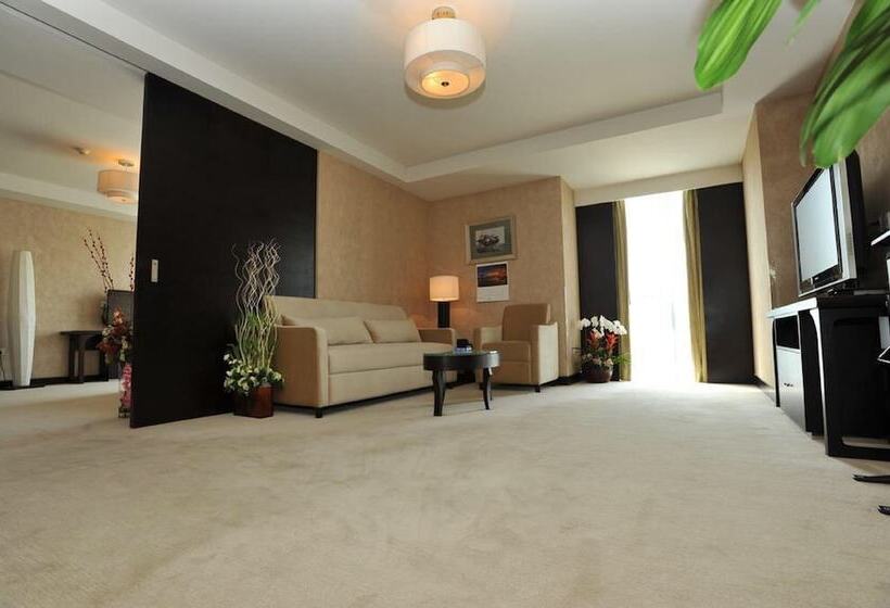 Otel China National Convention Center