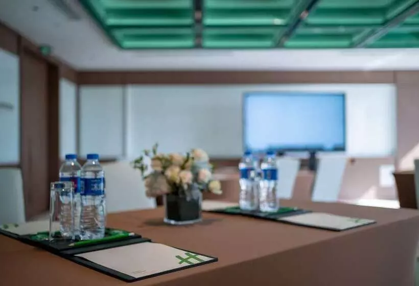 Hotelli Holiday Inn Beijing Focus Square, An Ihg