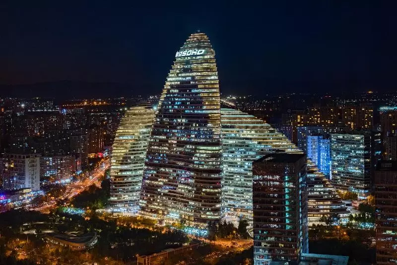 Hotelli Holiday Inn Beijing Focus Square, An Ihg