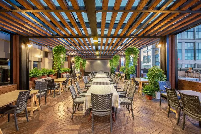 Hotelli Holiday Inn Beijing Focus Square, An Ihg