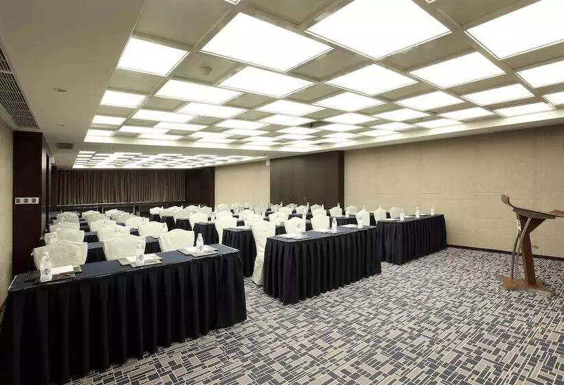 فندق Holiday Inn Express Chengdu Wuhou, An Ihg