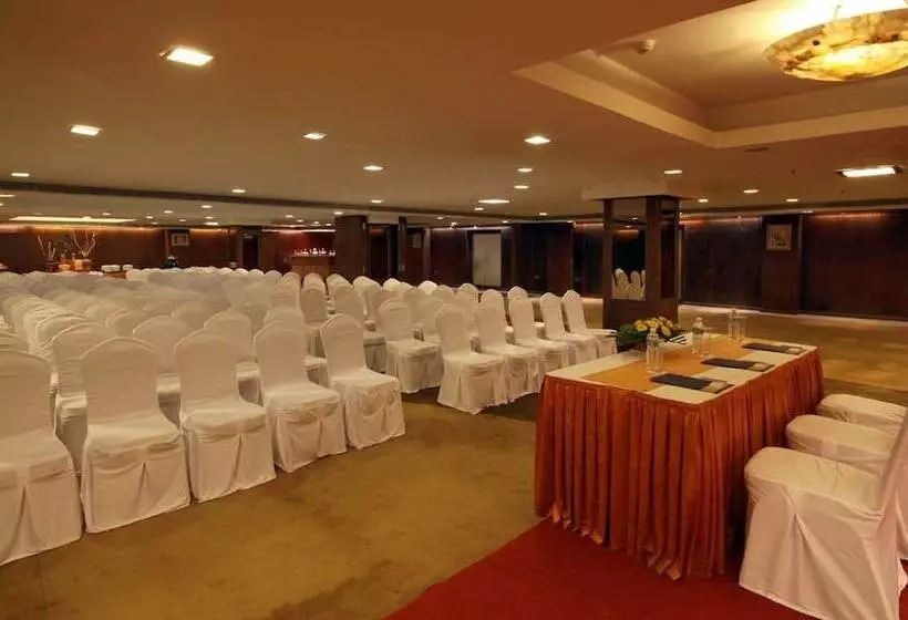 ホテル Luminous One Continent