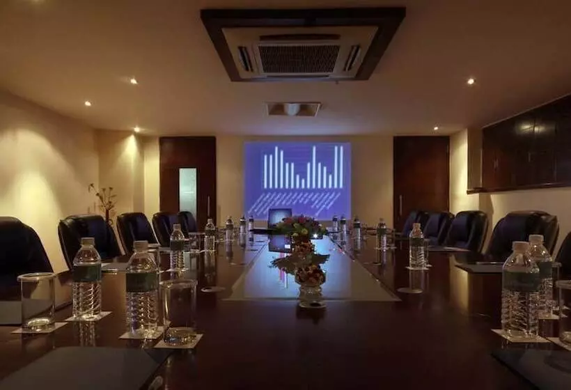 ホテル Luminous One Continent