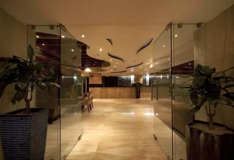 ホテル Luminous One Continent