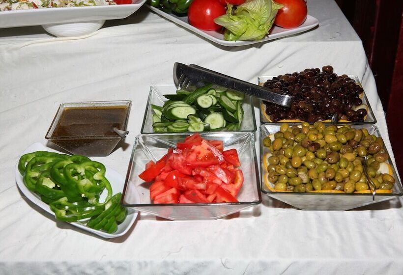 Midtown Hotel & Suites