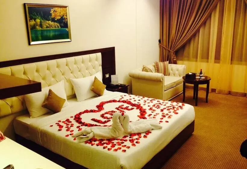 Midtown Hotel & Suites