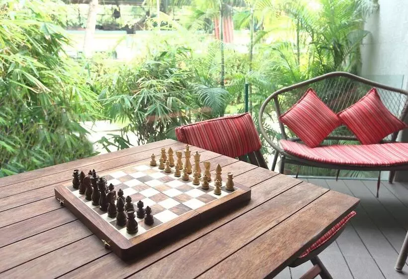 Mirage Hotel, Mumbai International Airport