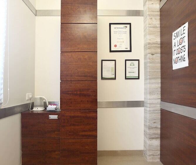 Mirage Hotel, Mumbai International Airport