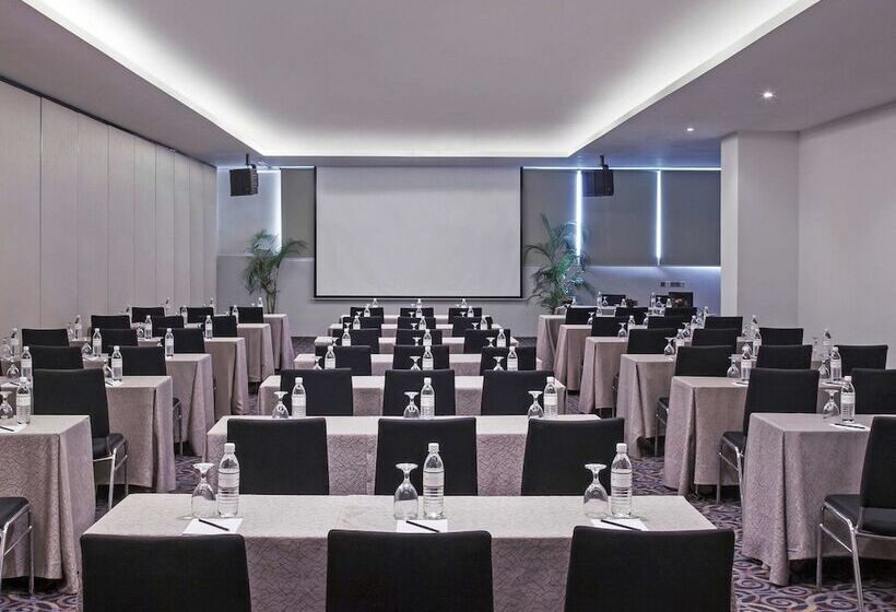 فندق Pullman Kuching